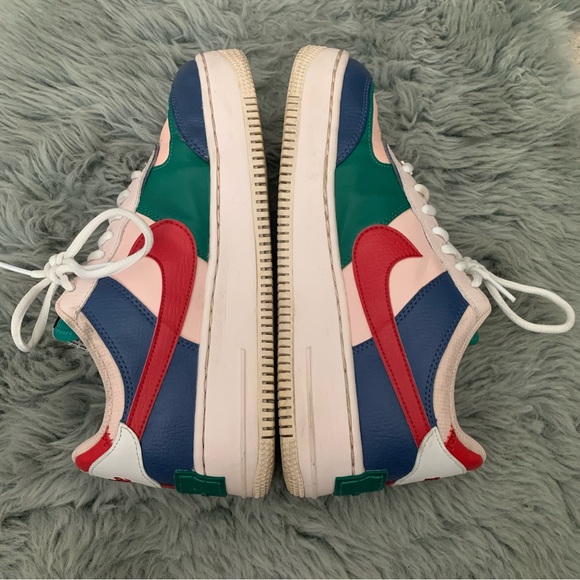 Women’s 9 NIKE Air Force 1 Low Shadow Mystic Navy Pink Red Green Sneakers - Picture 4 of 7